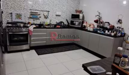 Casa com 3 quartos à venda na Rua Adriana Ceres Zago Bueno, Tatuquara, Curitiba por R$ 318.000