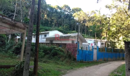 Terreno à venda no Centro, Antonina , 1330 m2 por R$ 420.000