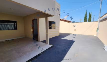 Casa para Venda em Caldas Novas, Residencial Santa Clara, 3 dormitórios, 1 suíte, 1 banheiro, 1 vaga