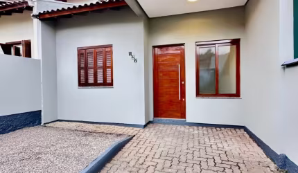Casa com 2 quartos à venda no Vargas, Sapucaia do Sul , 55 m2 por R$ 249.000