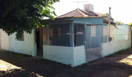Casa de 120 metros quadrados no bairro Piratini com 2 quartos