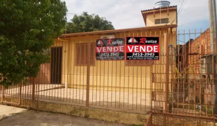 Casa de 90 metros quadrados no bairro Vargas com 3 quartos