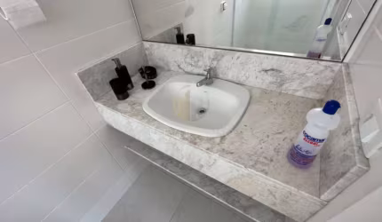 Sobrado  em Balneario Nereiras - Guaratuba, PR