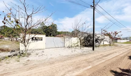 Casa em Balneário Nereidas - Guaratuba, PR