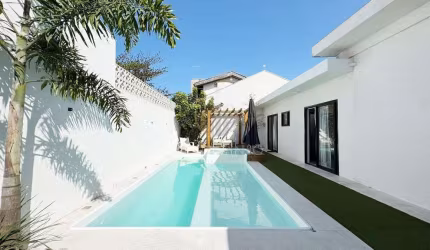 Casa em Centro  -  Guaratuba