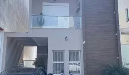 Sobrado com 3 dormitórios à venda, 172 m² por R$ 1.350.000,00 - Parque das Figueiras - Mogi das Cruzes/SP