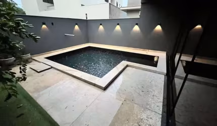 Casa com 3 dormitórios à venda, 244 m² por R$ 1.800.000 - Jardim Montecatini - Londrina/PR