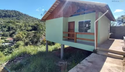 Casa nova em condomínio  à venda na Parada Folly