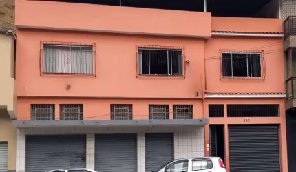 Casa à venda no Cônego