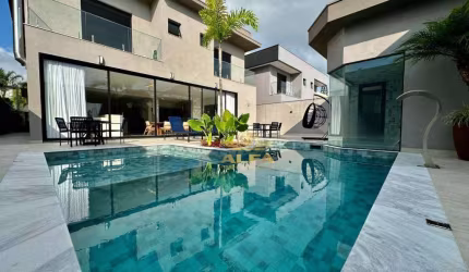 Casa de Alto Padrão com 6 Suítes à venda, Condomínio Jardim Acapulco, Guarujá/SP