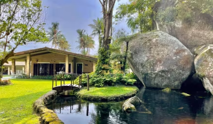 Perto da praia - Casa à venda com 3 dormitórios - Espaço gourmet - 6 vagas - Jardim Guaiuba - Guarujá/SP