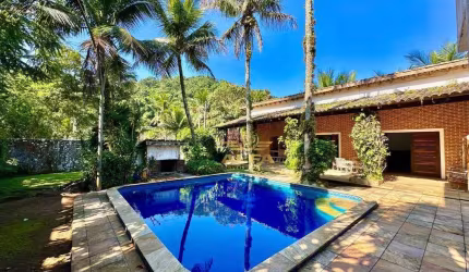 Casa à Venda no Albamar em Guarujá | Alfa Imóveis