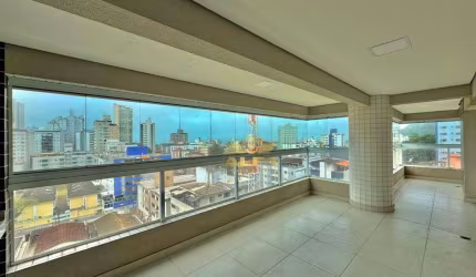 Apartamento à Venda na Astúrias no Guarujá | Alfa Imóveis