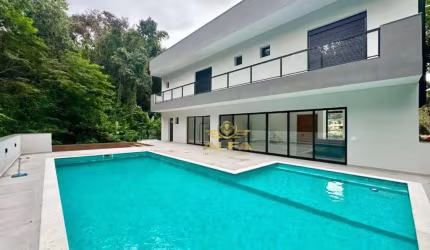 Casa à Venda na Marina em Guarujá | Alfa Imóveis Guarujá