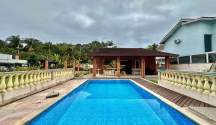 Casa à Venda no Pernambuco II em Guarujá | Alfa Imóveis Guarujá