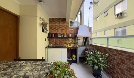 Villagio Triplex com Varanda Gourmet | Despesas baixas | 3 Dormitórios sendo 2 suítes, 1 vaga, Guarujá-SP.