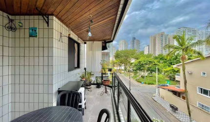 Apartamento à Venda na Astúrias no Guarujá | Alfa Imóveis