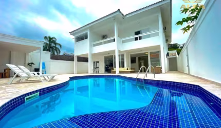 Casa à Venda no Acapulco em Guarujá | Alfa Imóveis