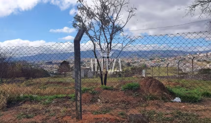 Terreno à venda no Loteamento Vale das Flores, Atibaia  por R$ 9.500.000