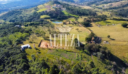 Chácara / sítio à venda no Itapetinga, Atibaia  por R$ 4.000.000