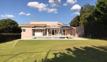 Casa com 3 quartos à venda no Jardim Estância Brasil, Atibaia , 245 m2 por R$ 1.650.000