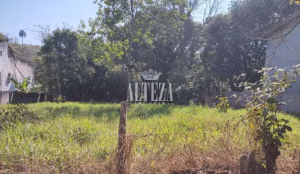 Terreno à venda na Vila Santista, Atibaia  por R$ 650.000