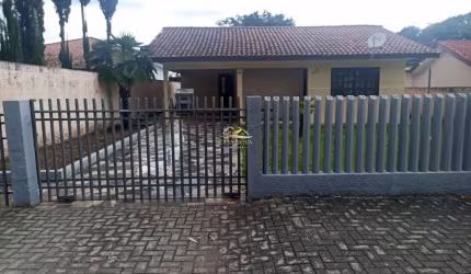 Casa com 3 quartos à venda na Rua Francisco Manoel da Cruz, 965, Centro, Balsa Nova por R$ 480.000