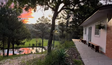 Chácara / sítio com 2 quartos à venda na Estrada Itambezinho, 2, São João do Povinho, Campo Largo por R$ 460.000