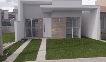 Casa com 3 quartos à venda na Rua Francisco Alves Ferreira, 640, Itaqui, Campo Largo por R$ 385.000