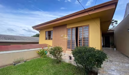 Casa com 3 quartos à venda na Rua Ernesto Carlos Zoppo, 168, Ferraria, Campo Largo por R$ 550.000