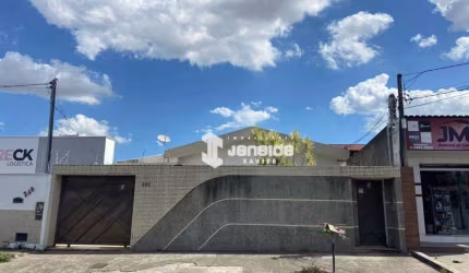 Casa com 4 dormitórios à venda, 350 m² por R$ 580.000,00 - Sobradinho - Feira de Santana/BA