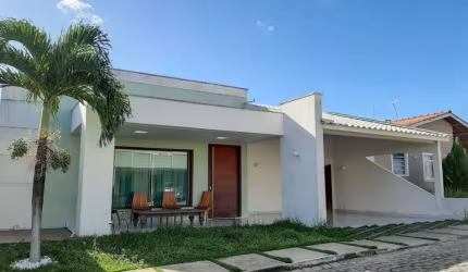 Casa com 3 dormitórios à venda, 260 m² por R$ 990.000,00 - Pedra do Descanso - Feira de Santana/BA