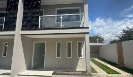 Casa 3 suítes na praia de Ipitanga R$ 520.000,00