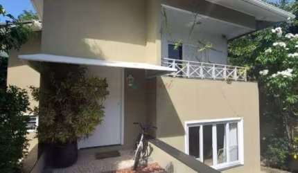 Casa Duplex, lindíssima Para Alugar com 4/4, suítes em Lauro De Freitas.