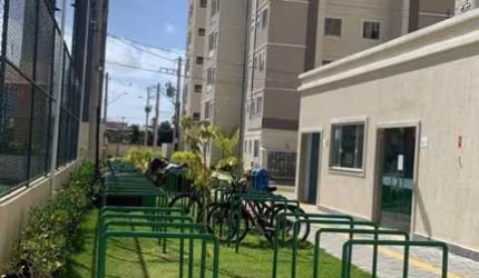 Apartamento á Venda com 2/4, sendo 1 suíte no Condomínio solar do porto.