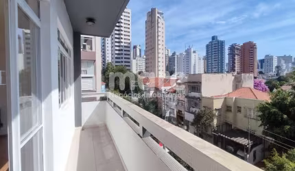 Apartamento com 3 quartos à venda na Rua Espírito Santo, 190, Aclimação, São Paulo, 170 m2 por R$ 1.300.000