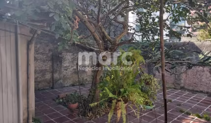 Casa com 3 quartos à venda na Rua Teodoro de Beaurepaire, 367, Vila Dom Pedro I, São Paulo, 300 m2 por R$ 600.000
