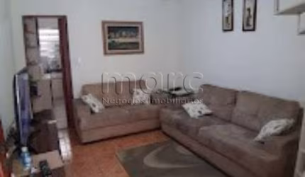 Casa com 2 quartos à venda na Rua Salvador Simões, 81, Vila Dom Pedro I, São Paulo por R$ 570.000