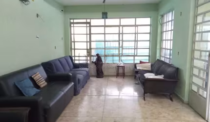 Casa com 3 quartos à venda na Rua Baturité, 143, Aclimação, São Paulo por R$ 2.000.000