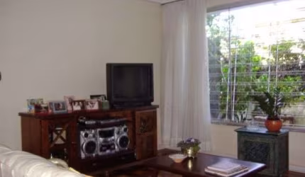 Casa com 3 quartos à venda na Rua Professor Romeu Pellegrini, 62, Vila Monumento, São Paulo por R$ 1.050.000