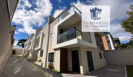SOBRADOS TRIPLEX COM TERRAÇO NO JARDIM SOCIAL