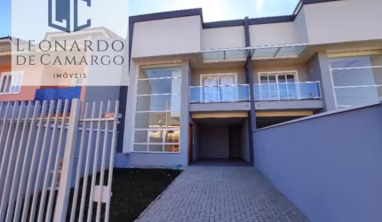 LINDO SOBRADO NO BAIRRO CAPÃO DA IMBUIA