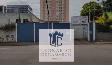 TERRENO ESTRUTURAL AO LADO DO TERMINAL DO PINHEIRINHO