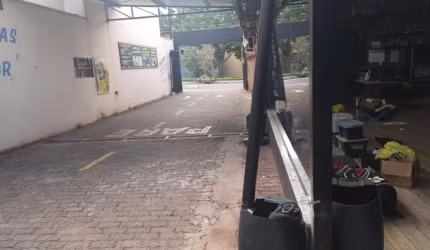 Imóvel Comercial à Venda em Nova Ribeirânia, Ribeirão Preto-SP  300m², 1 sala  Quer Imóvel Negócios Imobiliários