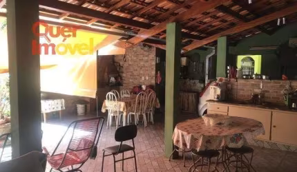 Casa à venda em Ribeirão Preto-SP, Vila Virgínia: 3 quartos, 1 sala, 2 banheiros, 3 vagas de garagem, 135 m². Conheça com a Quer Imóvel!