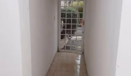 Oportunidade Única: Casa Comercial à venda na Vila Seixas, Ribeirão Preto-SP  6 salas, 2 banheiros, 4 vagas - 219m²  Quer Imóvel Negócios Imobiliários