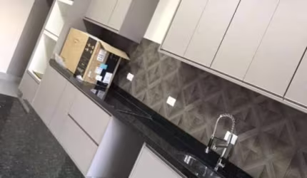Residencial Valência Ilha Gracia: Casa em Condomínio de Luxo à Venda em Ribeirão Preto-SP - 3 Quartos, 1 Suíte, 2 Salas - Quer Imóvel Negócios Imobiliários