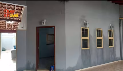 Casa à venda no Jardim Ouro Branco, Ribeirão Preto-SP - 3 quartos, 1 suíte, 2 salas, 2 banheiros, 3 vagas, 130m² - Quer Imóvel Negócios Imobiliários.