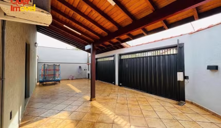 Casa à venda: 3 quartos, 1 suíte, 4 banheiros, 3 vagas de garagem - Ribeirão Preto-SP, Parque Residencial Lagoinha - 238m².