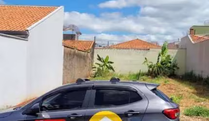 Terreno à venda em Cravinhos-SP no Bairro Jardim das Acácias com 275m² de área